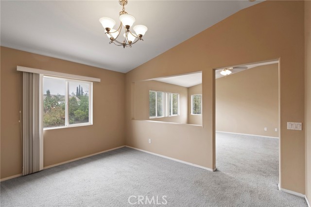 8348 Barnwood Lane, Riverside CA: https://media.crmls.org/medias/f870aa91-1dd7-49e3-994b-825bf2e4b87a.jpg