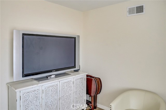 Detail Gallery Image 26 of 41 For 20241 Galway Ave, Carson,  CA 90746 - 4 Beds | 2 Baths