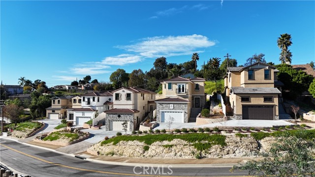 Detail Gallery Image 14 of 16 For 677 Castlehill Dr, Walnut,  CA 91789 - 4 Beds | 4/1 Baths