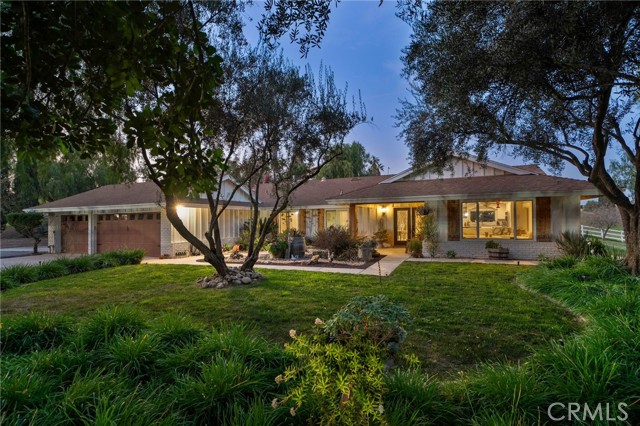 Image 1 of 51 For 8940 Running Gun