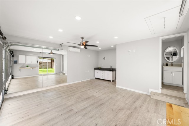 6019 Greentop Street, Lakewood CA: https://media.crmls.org/medias/f872a4c4-a4f1-4eb1-9fb8-a993c0a3b0d5.jpg