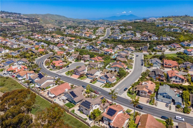 Detail Gallery Image 3 of 45 For 2945 Calle Frontera, San Clemente,  CA 92673 - 3 Beds | 3 Baths