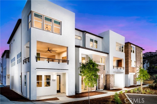 Front Image Thumbnail for CROC25277940