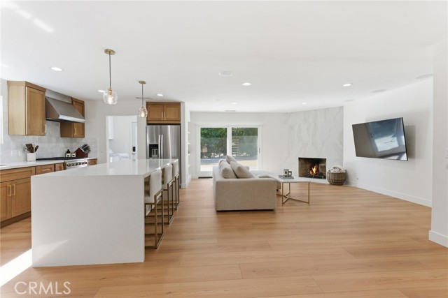 Detail Gallery Image 3 of 19 For 24258 Highlander, West Hills,  CA 91307 - 3 Beds | 2/1 Baths