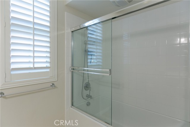 Detail Gallery Image 20 of 24 For 124 Coralwood, Irvine,  CA 92618 - 2 Beds | 1/1 Baths