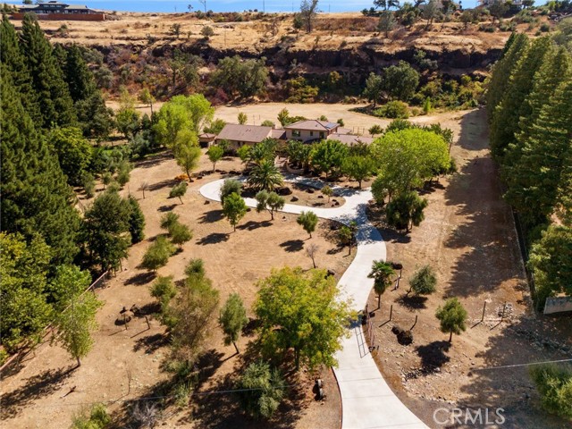 Detail Gallery Image 45 of 52 For 374 Spanish Garden Dr, Chico,  CA 95928 - 7 Beds | 5 Baths