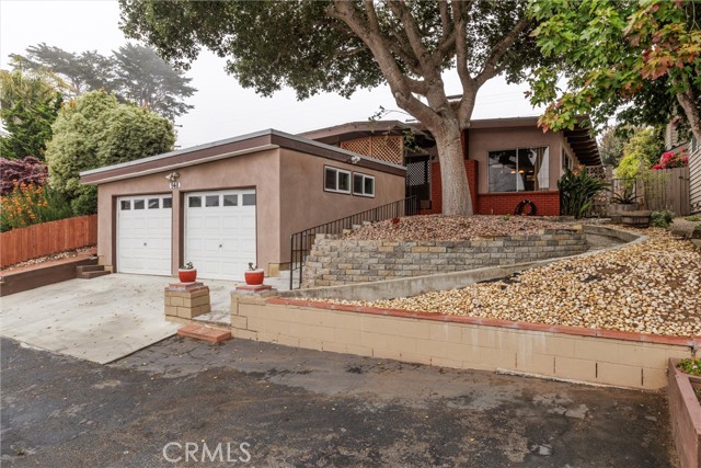 Detail Gallery Image 1 of 34 For 948 Marina St, Morro Bay,  CA 93442 - 3 Beds | 2 Baths