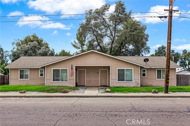 Detail Gallery Image 1 of 54 For 1175 Le Brun Ln #B,  Redding,  CA 96002 - 6 Beds | 4 Baths