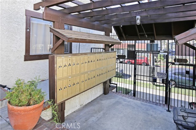 Detail Gallery Image 28 of 37 For 16126 Cornuta Ave #111,  Bellflower,  CA 90706 - 3 Beds | 2 Baths