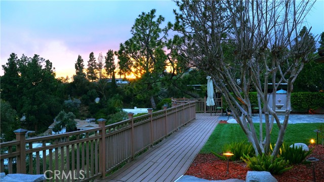 854 Guanajuato Drive, Claremont CA: https://media.crmls.org/medias/f878e123-3d30-47c6-97d3-9154d4c6d887.jpg