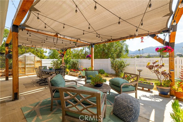 2010 Oakland Hills Drive, Corona CA: https://media.crmls.org/medias/f879c5b2-2650-445d-9a78-08df8526e843.jpg