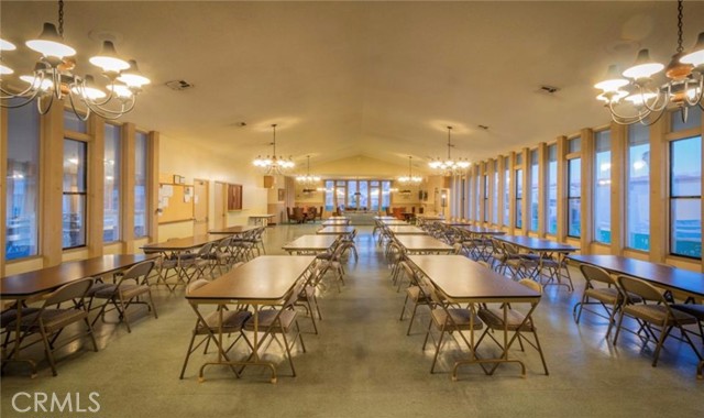 575 S Lyon, Hemet CA: https://media.crmls.org/medias/f879e19c-3f78-4f18-9356-b229554ed2ef.jpg
