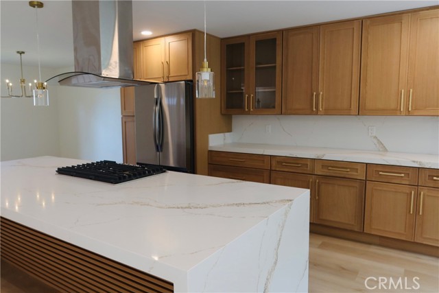 Waterfall Edge Timeless Quartz.