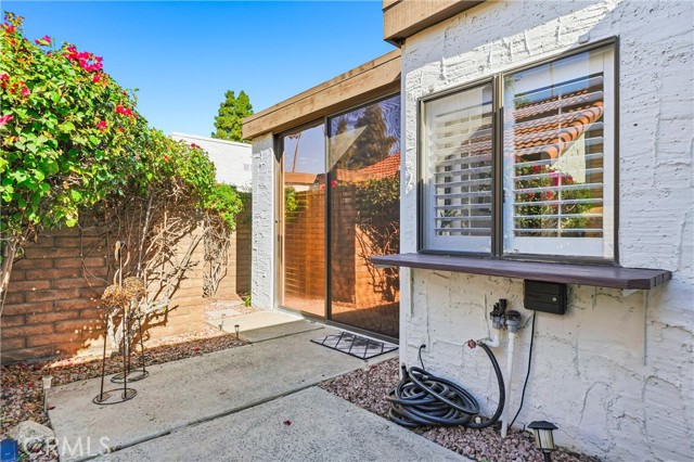 Detail Gallery Image 43 of 57 For 2367 S Gene Autry #B,  Palm Springs,  CA 92264 - 2 Beds | 2 Baths