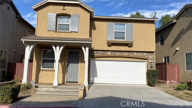 Detail Gallery Image 1 of 11 For 1686 Golden Rod Ave, Redlands,  CA 92373 - 4 Beds | 2/1 Baths