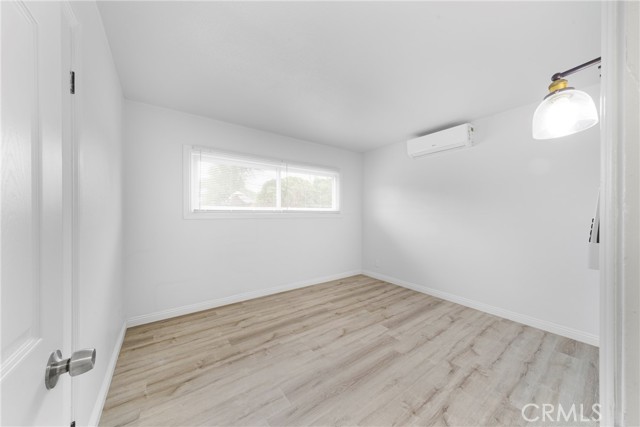 Image 11 of 24 For 4373 Gird Avenue