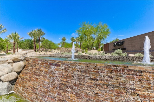 77 Syrah, Rancho Mirage CA: https://media.crmls.org/medias/f87ab62a-4319-44df-ac3d-9390cc3e8aa7.jpg