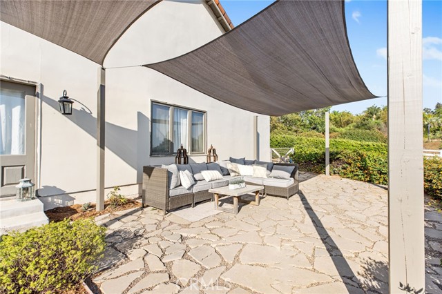4 Golden Meadow Lane, Fallbrook CA: https://media.crmls.org/medias/f87acef5-da59-4651-a3c4-483526af5c2e.jpg
