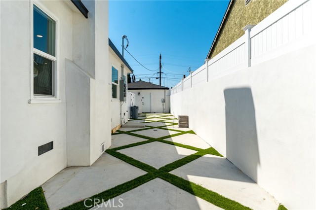 Detail Gallery Image 20 of 21 For 11912 Elkwood St, North Hollywood,  CA 91605 - – Beds | – Baths