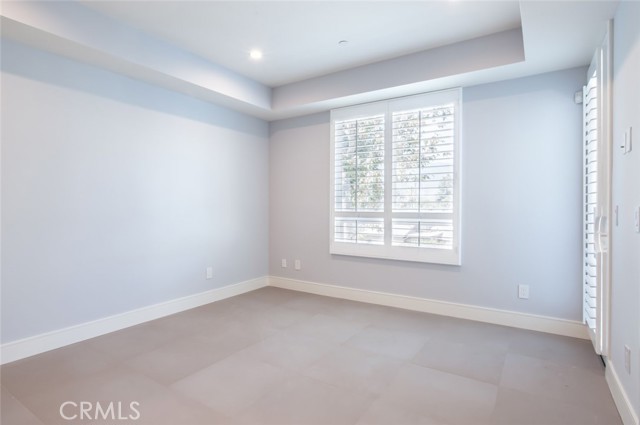 Detail Gallery Image 10 of 21 For 2225 Mira Vista Ave #206,  Montrose,  CA 91020 - 3 Beds | 2 Baths