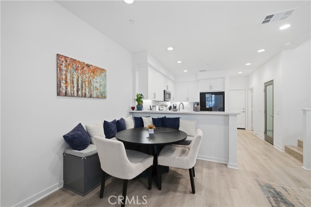 Detail Gallery Image 2 of 49 For 32340 Brunello Way, Temecula,  CA 92591 - 3 Beds | 2/1 Baths