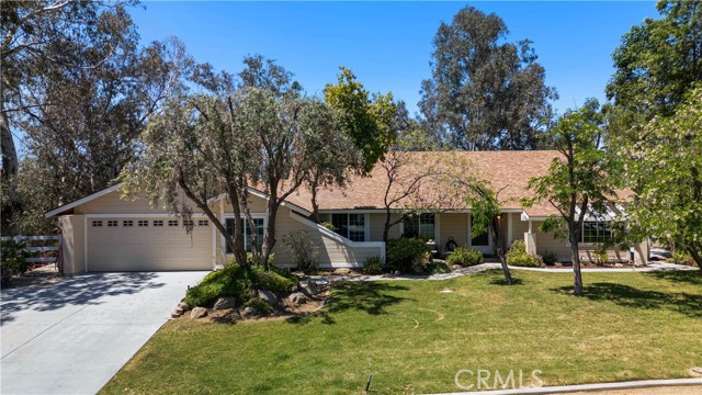 Detail Gallery Image 2 of 42 For 19175 Wyler Rd, Perris,  CA 92570 - 4 Beds | 2 Baths