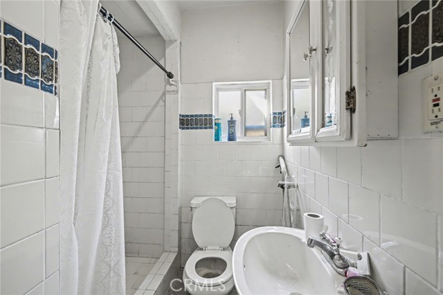Detail Gallery Image 12 of 18 For 773 N Alexandria Ave, Los Angeles,  CA 90029 - 2 Beds | 2 Baths