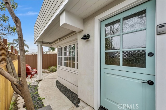 Detail Gallery Image 5 of 23 For 575 Through #B,  Laguna Beach,  CA 92651 - 1 Beds | 1 Baths