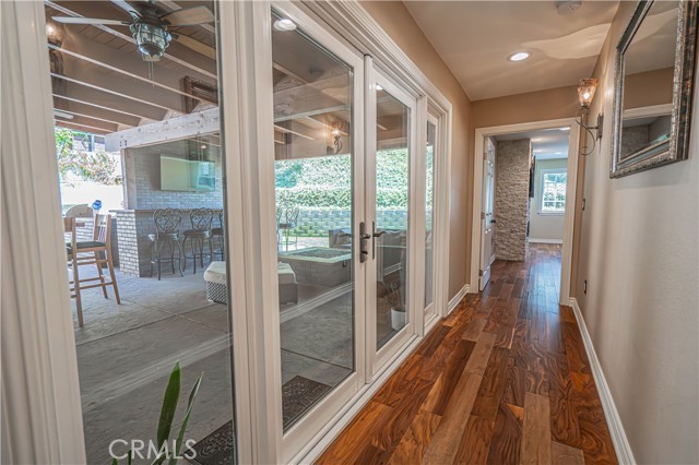 Detail Gallery Image 27 of 65 For 22422 Los Rogues Dr, Saugus,  CA 91350 - 4 Beds | 3/1 Baths