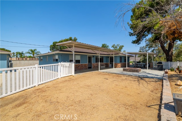44718 Palm Avenue, Hemet CA: https://media.crmls.org/medias/f87f93d9-eafe-4683-a670-2437c634f015.jpg
