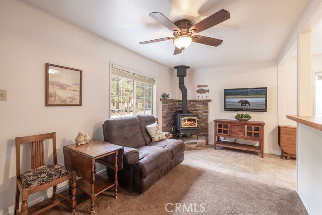 Detail Gallery Image 5 of 25 For 42637 La Placida, Big Bear Lake,  CA 92315 - 2 Beds | 1 Baths