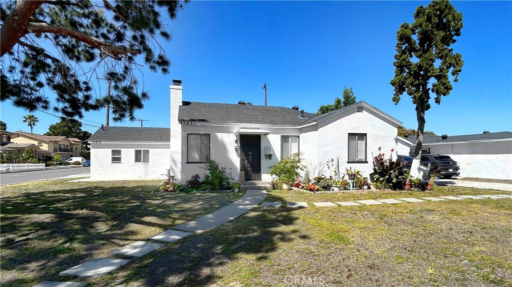 13831 Manor Drive, Westminster, CA 92683