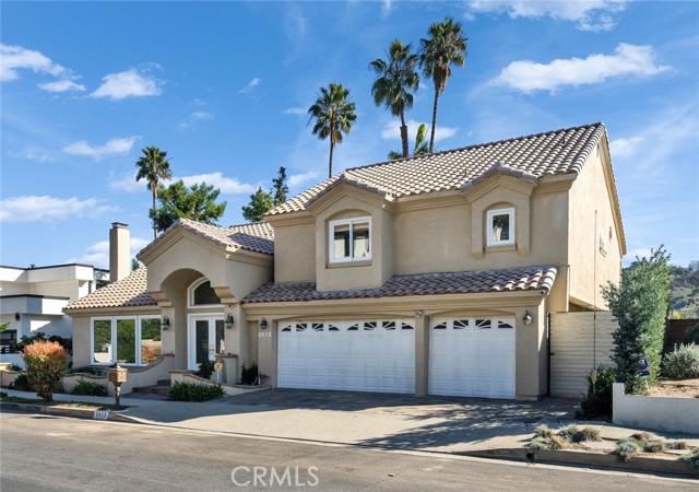 Detail Gallery Image 2 of 32 For 2412 Jupiter, Los Angeles,  CA 90046 - 6 Beds | 5 Baths