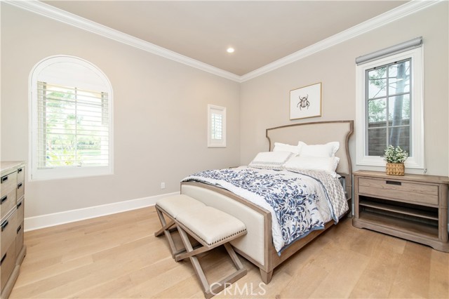 Detail Gallery Image 10 of 58 For 104 Quiet Place, Irvine,  CA 92602 - 4 Beds | 4/1 Baths