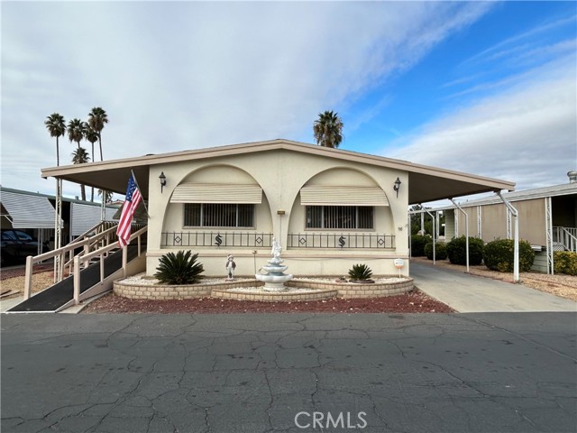 Detail Gallery Image 1 of 61 For 1525 W Oakland Ave #98,  Hemet,  CA 92543 - 2 Beds | 2 Baths