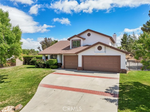 4644 Starstone Court, Palmdale CA: https://media.crmls.org/medias/f8868ff0-3de4-4124-a2cc-eedabc4cd42b.jpg