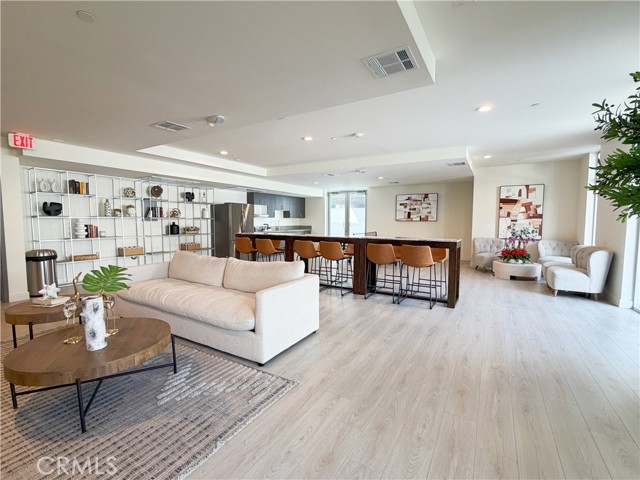 Detail Gallery Image 24 of 33 For 168 S Monterey St #212,  Alhambra,  CA 91801 - 2 Beds | 2/1 Baths