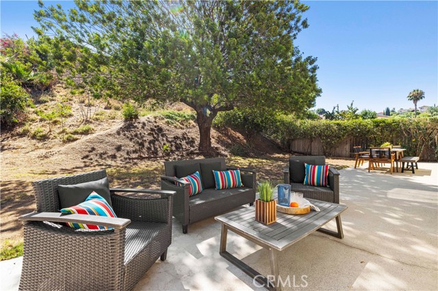 Detail Gallery Image 33 of 45 For 23815 Sapphire Canyon Rd, Diamond Bar,  CA 91765 - 3 Beds | 2 Baths