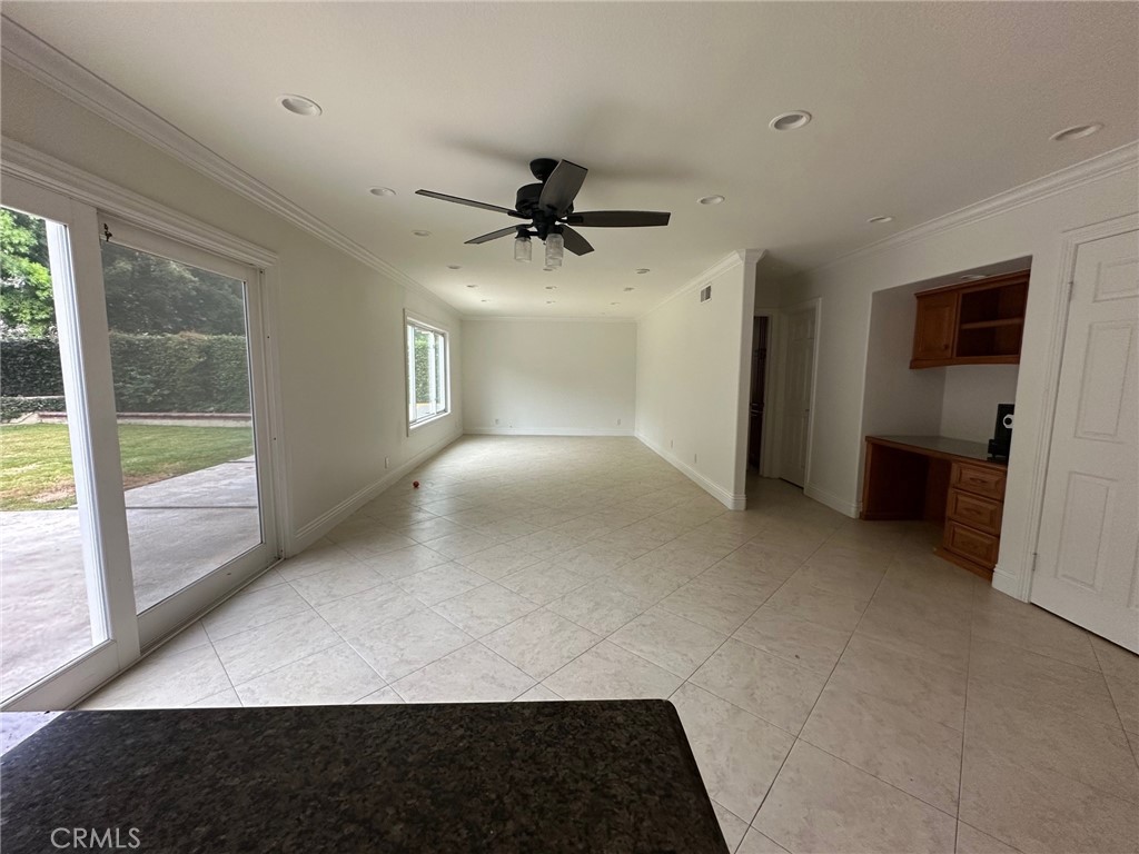 F8881397 403e 4c91 B697 C2eb0385e657