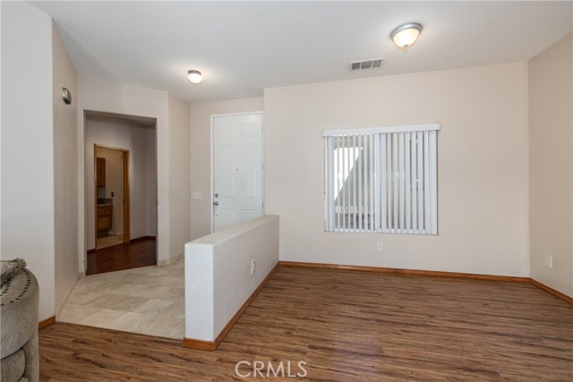 Detail Gallery Image 4 of 26 For 1852 Rogers Way, San Jacinto,  CA 92582 - 3 Beds | 2/1 Baths