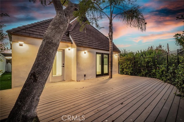 Detail Gallery Image 16 of 72 For 1145 S Longwood, Los Angeles,  CA 90019 - 4 Beds | 3 Baths