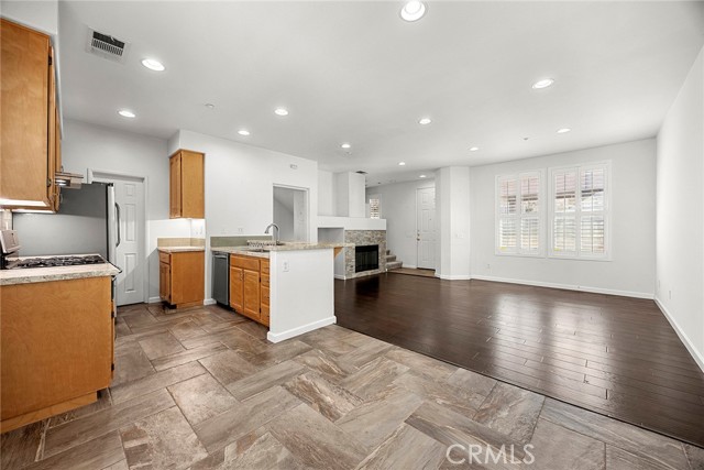 Detail Gallery Image 13 of 41 For 748 Ashby Lane #55,  Brea,  CA 92821 - 3 Beds | 2/1 Baths