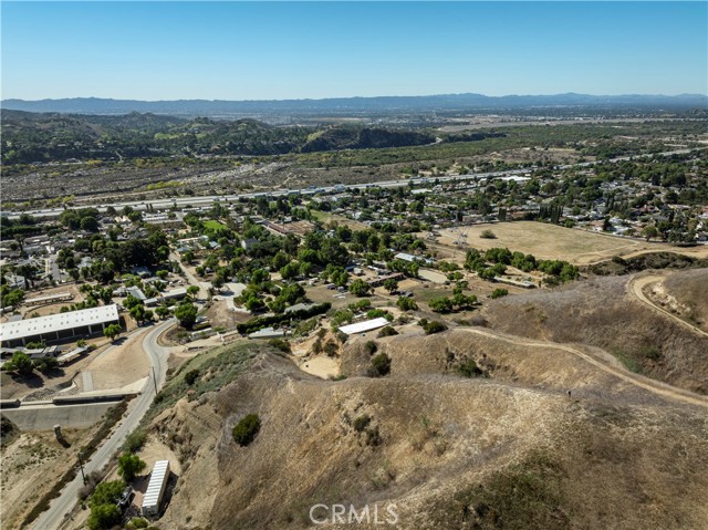 10161 Foothill Boulevard, Sylmar CA: https://media.crmls.org/medias/f88c62c4-0a28-4381-927d-874381bc8a56.jpg