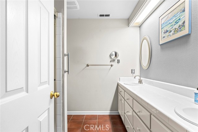 Detail Gallery Image 27 of 48 For 14 Knotts Glen Ct, Chico,  CA 95926 - 3 Beds | 2 Baths