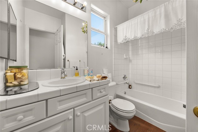 Detail Gallery Image 37 of 51 For 2403 Crocus Dr, Bakersfield,  CA 93311 - 3 Beds | 2 Baths