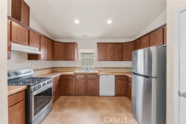 Detail Gallery Image 10 of 25 For 632 W Romneya, Anaheim,  CA 92801 - 3 Beds | 2 Baths