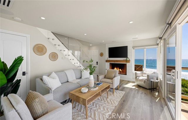121 Boca De La Playa, San Clemente CA: https://media.crmls.org/medias/f88f7eac-9ec5-497b-ae3a-88c5f861f31e.jpg