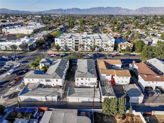14324 Roscoe Boulevard, Panorama City CA: https://media.crmls.org/medias/f88fa685-3d46-48cf-a8ac-eebdd7fbc620.jpg