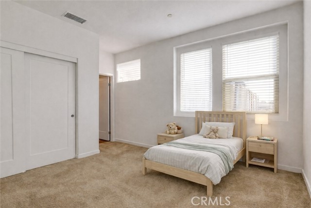 Detail Gallery Image 25 of 38 For 365 Placemark, Irvine,  CA 92614 - 2 Beds | 3/1 Baths