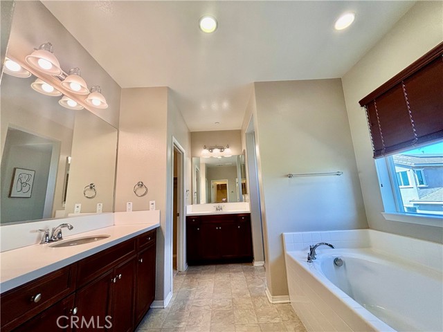 Detail Gallery Image 37 of 55 For 29478 Moorings Ct, Menifee,  CA 92585 - 4 Beds | 3 Baths